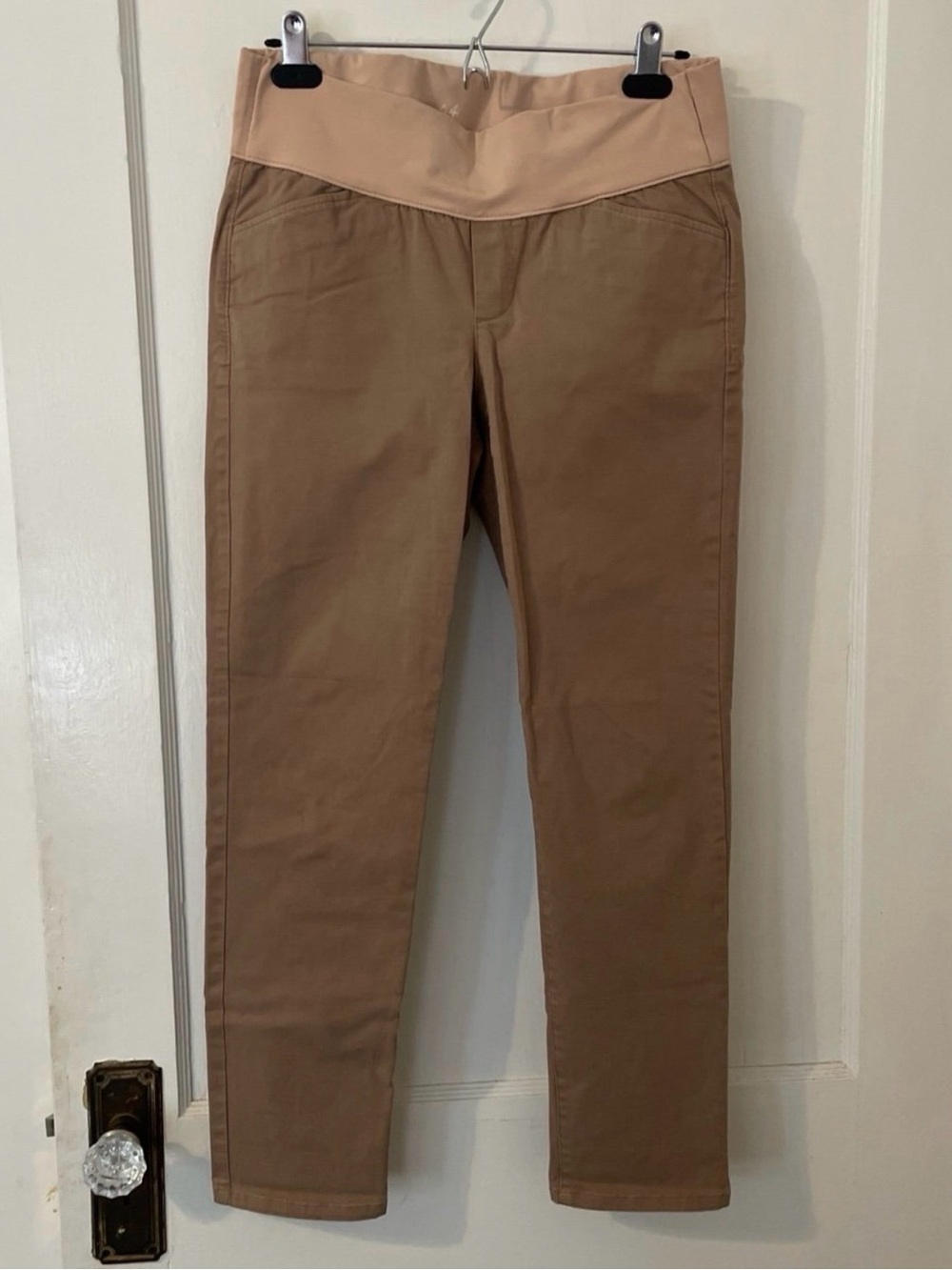 size 4 GAP Maternity Pants